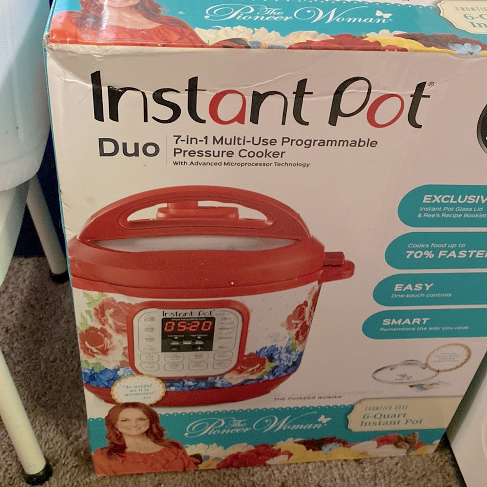 COPY - Pioneer Woman pressure cooker